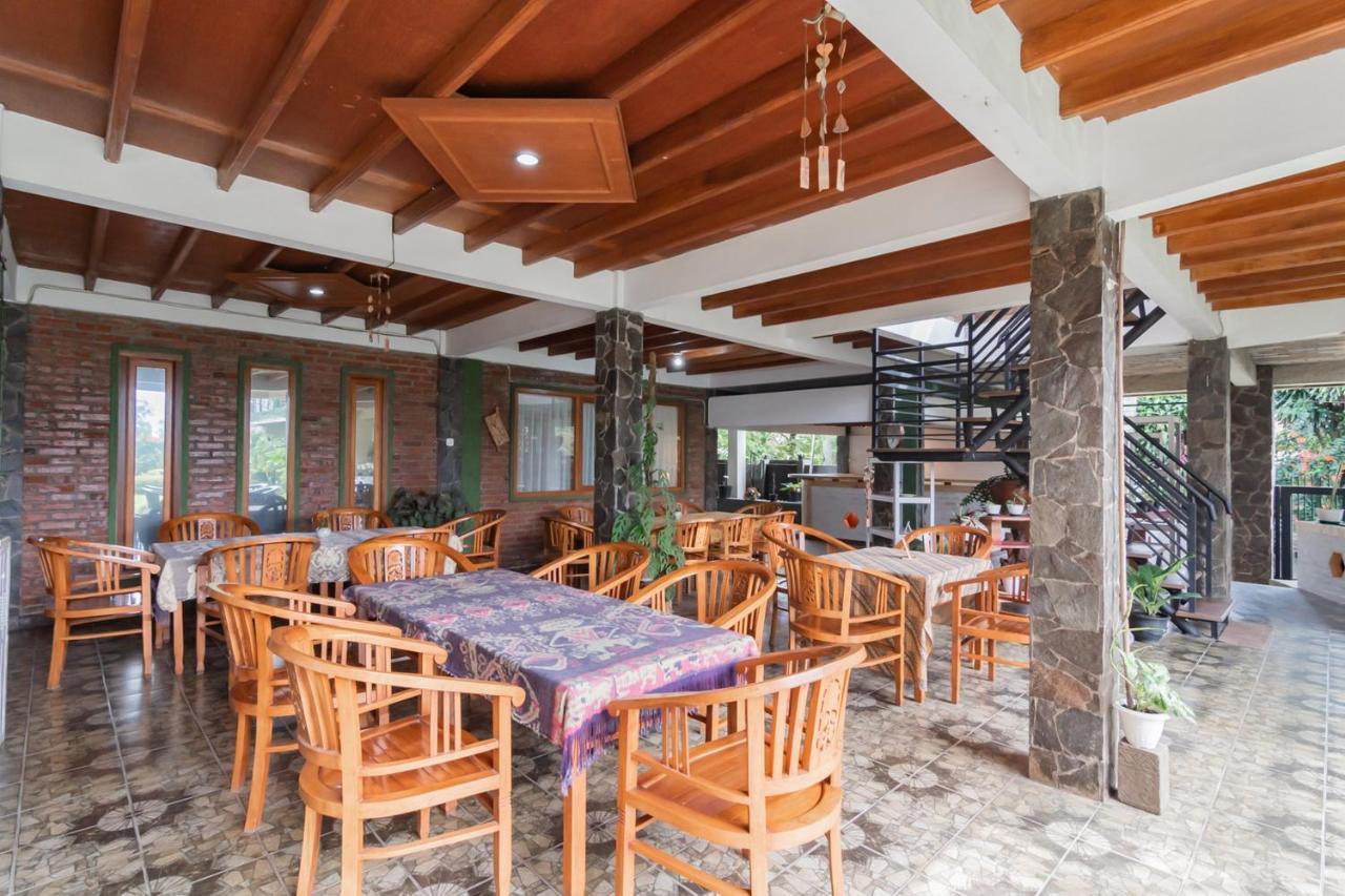 Samakta Guest House Lembang Exterior foto